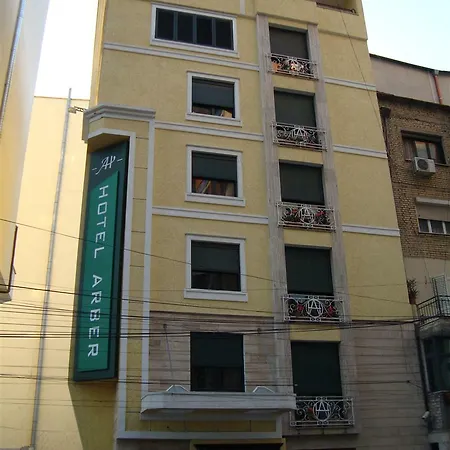 Arber מלון טיראנה